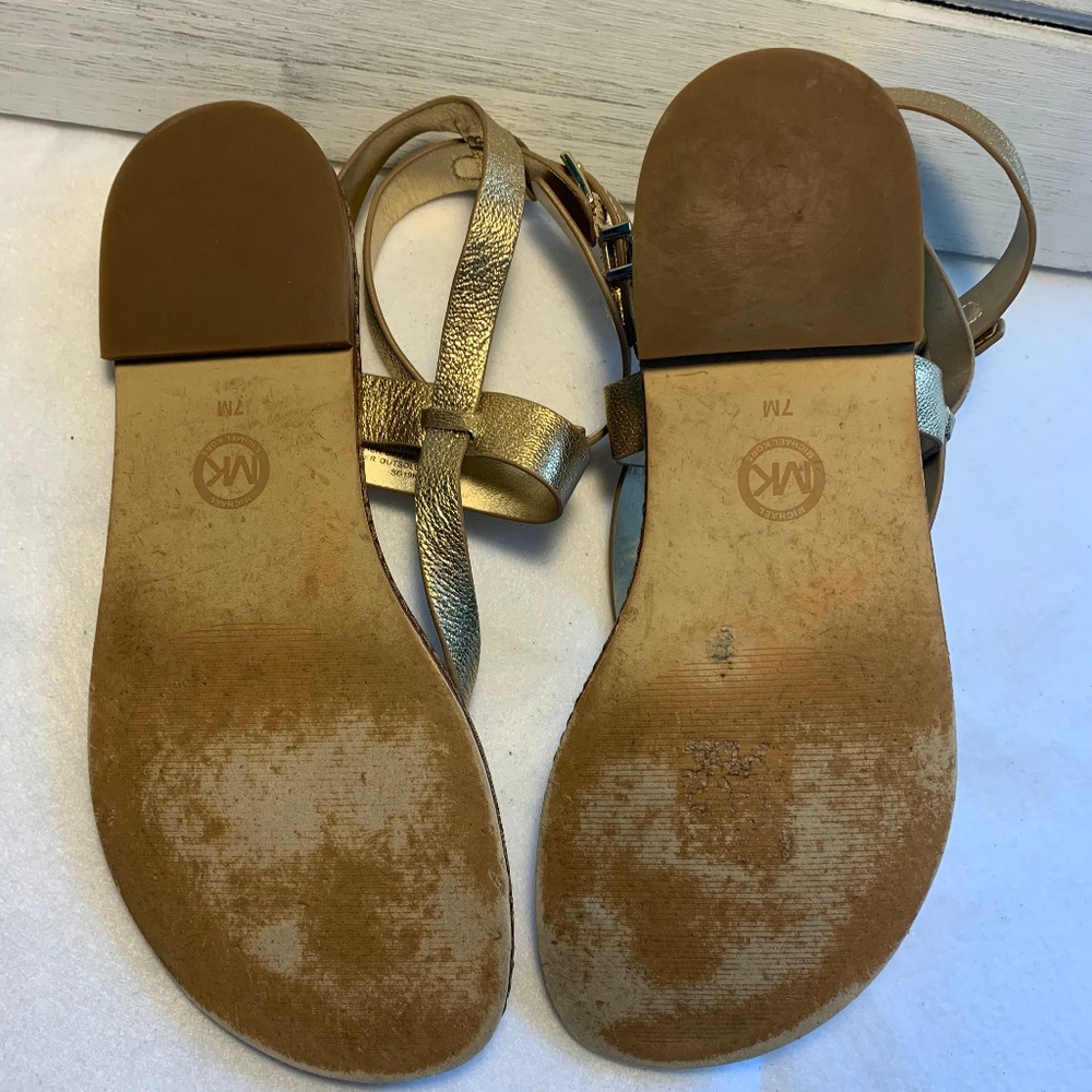 Michael Kors Gold Gladiator T-Strap Leather Sandals Logo Thong Sandals Women 7 - Picture 9 of 9